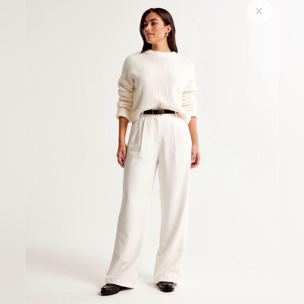 Curve Love A&F Sloane Tailored Wide Leg Pant
- Cream